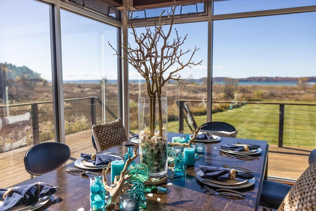 Building Photo - 11988 Cabana Shores Dr