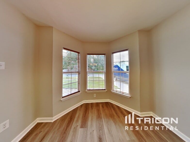 Building Photo - 19923 Timber Forest Dr