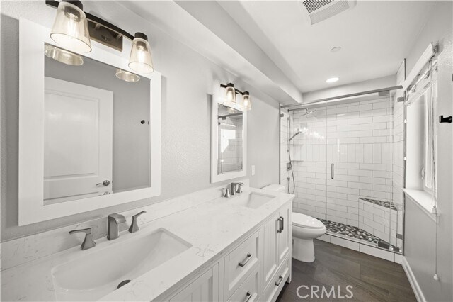 Building Photo - 78 N Sierra Bonita Ave