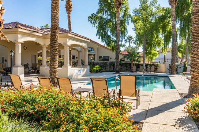 Building Photo - 10113 E Topaz Dr