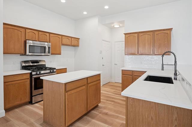 Building Photo - 9929 Wild Ginger Dr