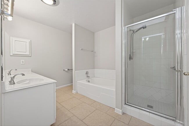 Building Photo - 21484 Palace Pines Dr