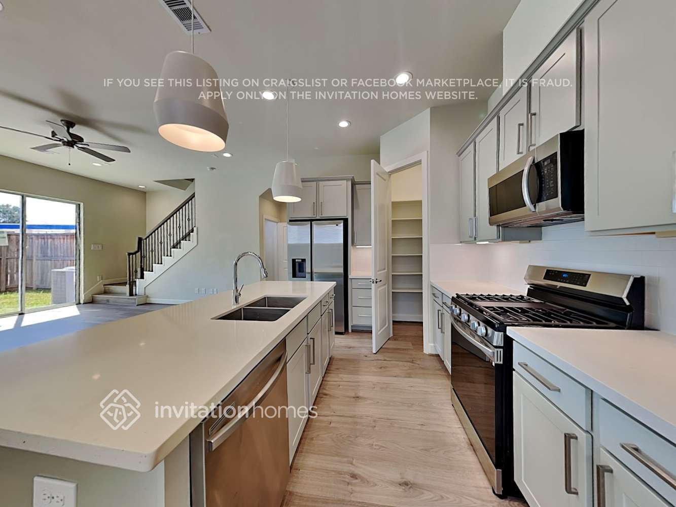 Building Photo - 10410 Executive Lake Dr