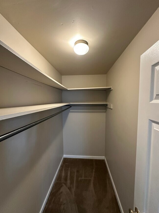 Building Photo - 443 N Highland St