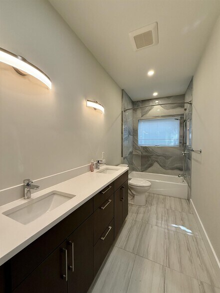 Building Photo - 19 Gorham St