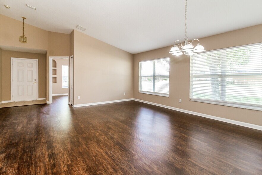 Building Photo - 3048 Merlot Way