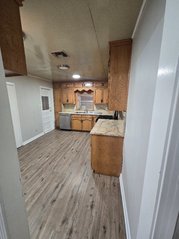 Building Photo - 1615 Cincinnati Ave