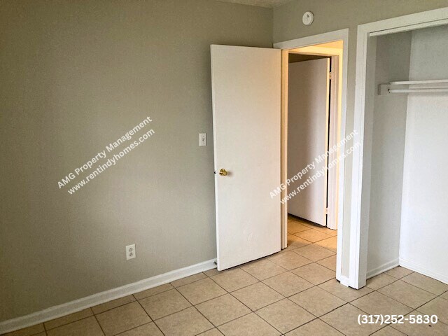 Building Photo - WARREN TOWNSHIP!