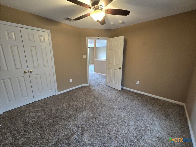 Building Photo - 2043 Carlisle Castle Dr