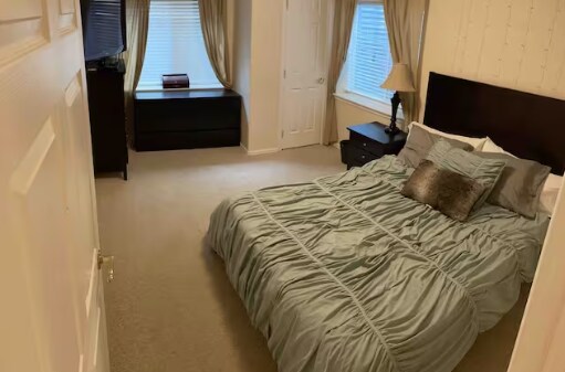 Queen bedroom - 5355 Sage Brush Dr