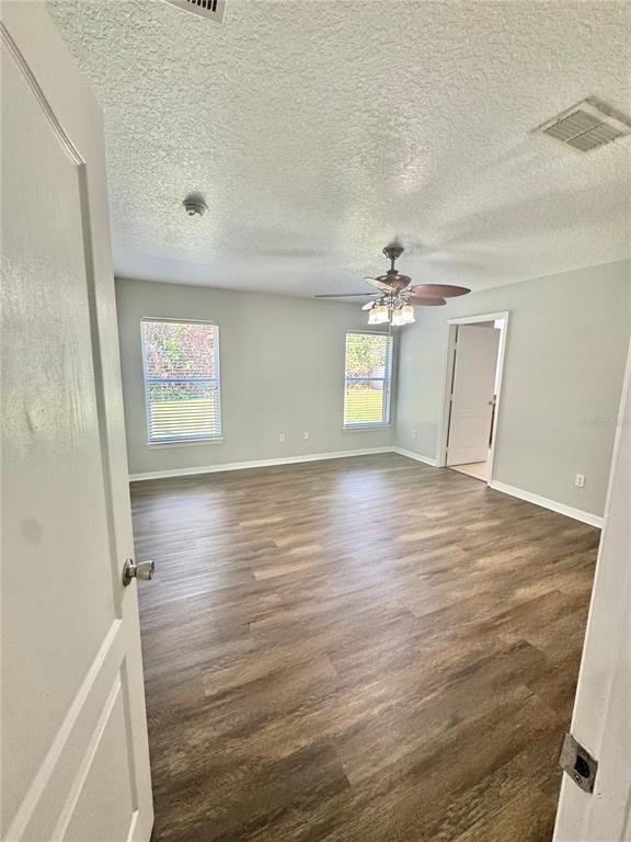 Building Photo - 420 Marathon Ln