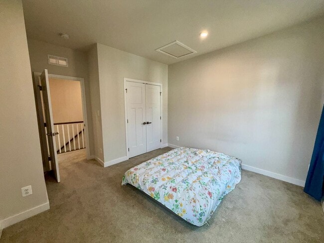 Building Photo - Welcome to the Village at Pine View!