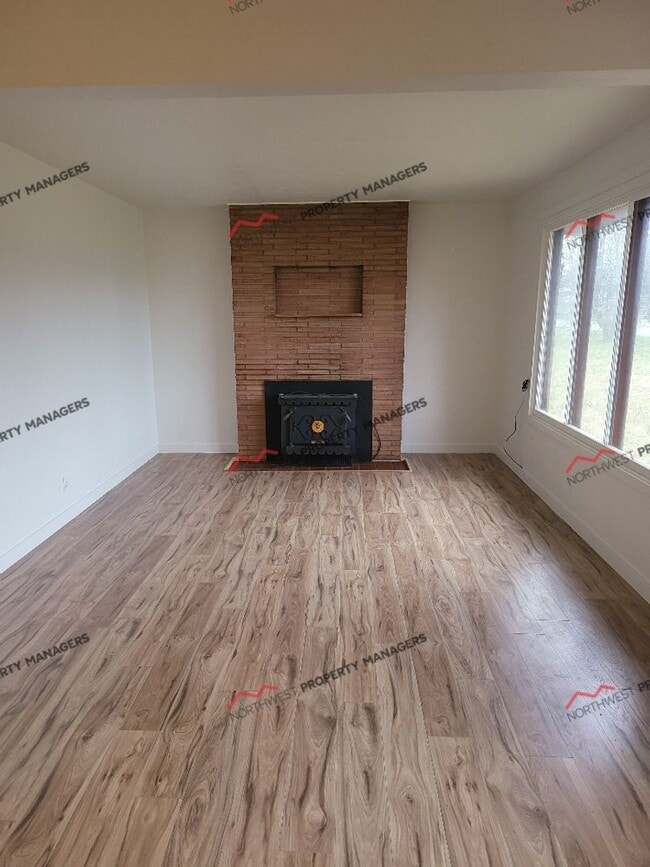 Building Photo - STATUS: RENTED-| R215 | $1895.00