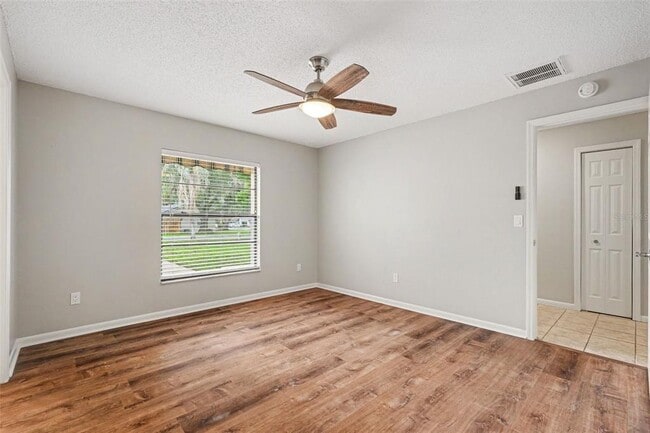 Building Photo - 17703 Cranbrook Dr
