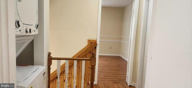 Building Photo - 82 Chatham Ct