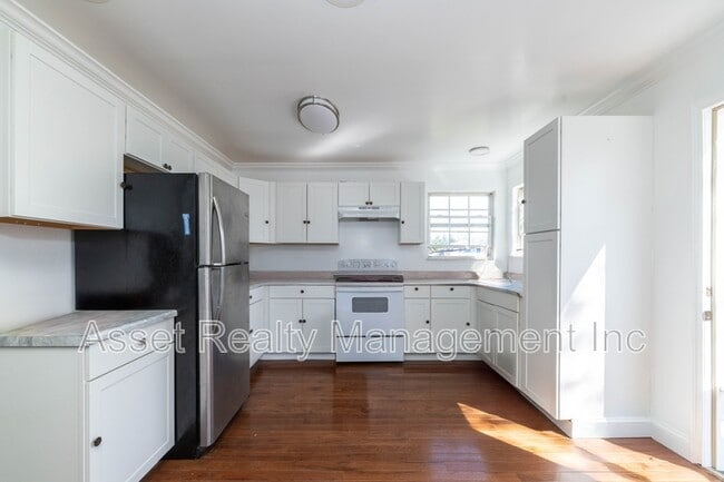 Building Photo - 4143 W Beaver Creek Dr