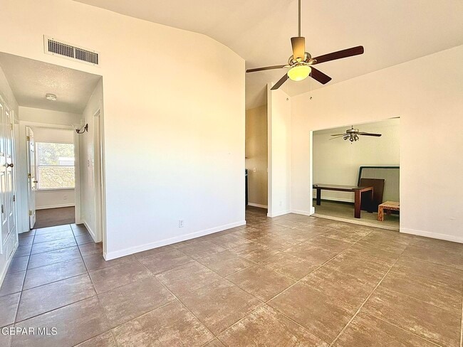 Building Photo - 1217 Iguana Pl