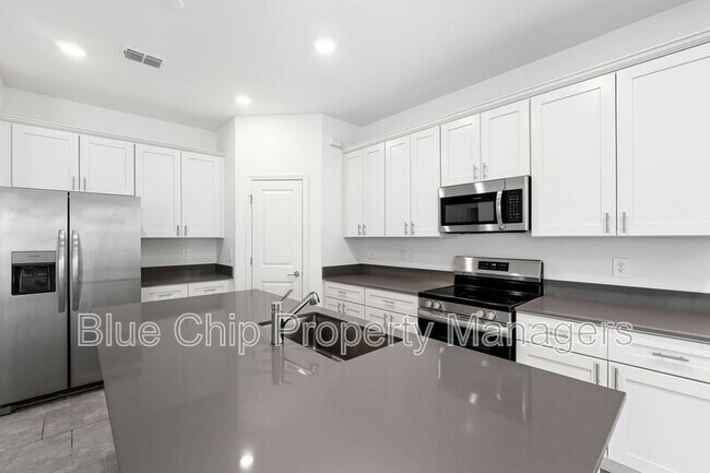 Building Photo - 2066 Shaggy Fisher Dr