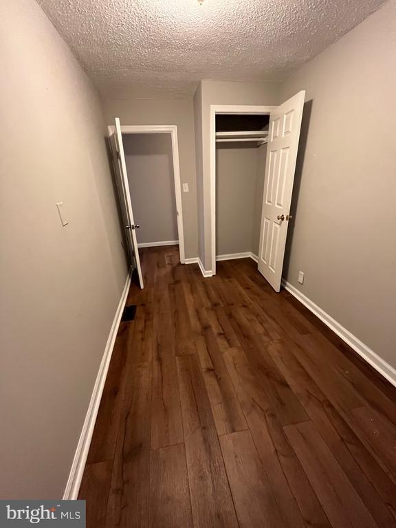 Building Photo - 5413 Belle Vista Ave