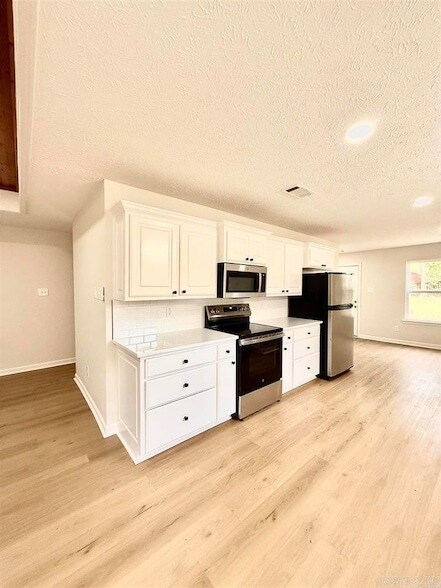Building Photo - 506 Waymack Cove