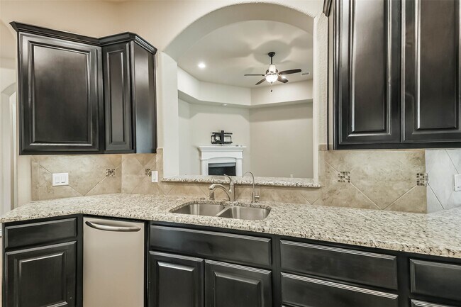 Building Photo - 4511 Sanctuary Halls Dr
