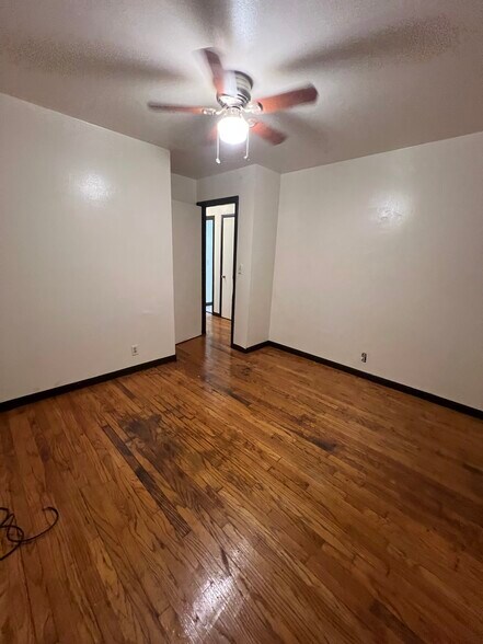 Building Photo - 4957 N 46th St