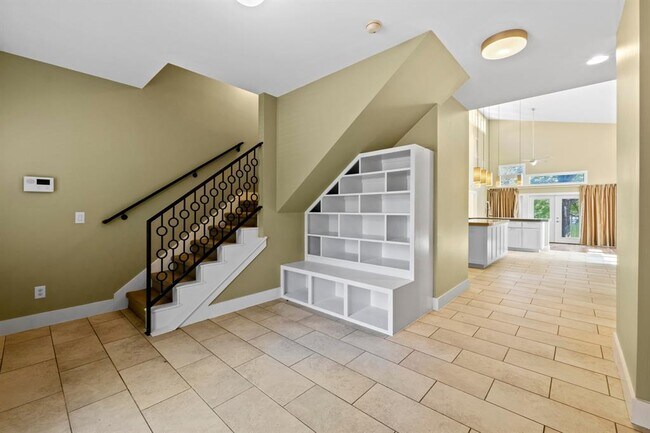 Building Photo - 2609 Oak Haven Dr