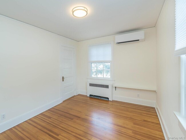 Building Photo - 7 Kissam Ln