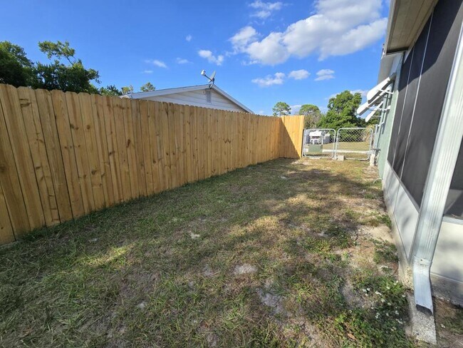 Building Photo - 9310 Marler Rd