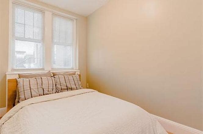 Building Photo - 62 Empire St