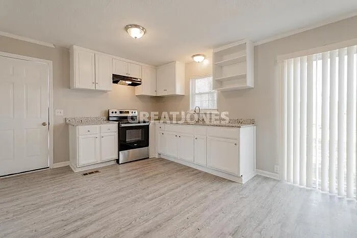 Building Photo - 1205 Widgean Dr