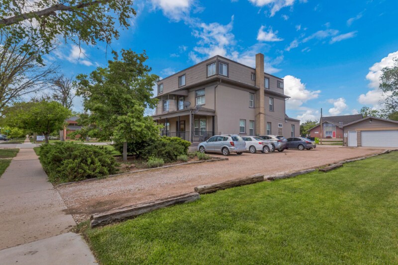 Building Photo - 1427 9th Ave