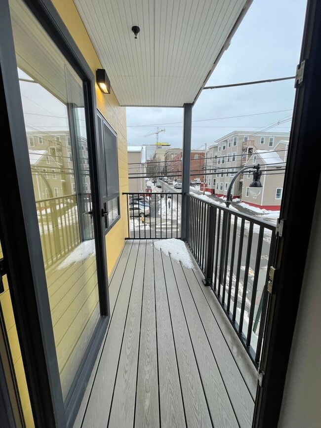 Building Photo - New construction condo available now!