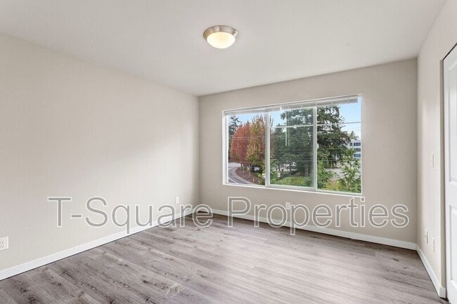 Building Photo - 12925 3rd Ave SE