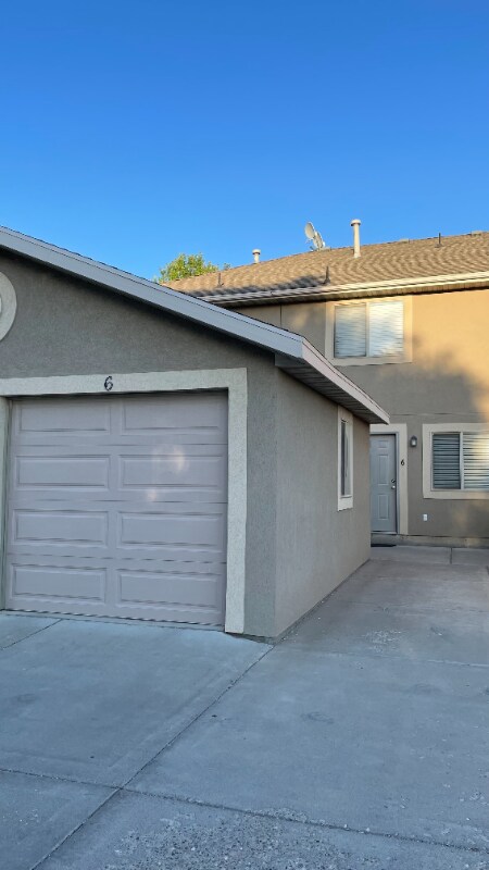 Building Photo - 411 W 2000 S