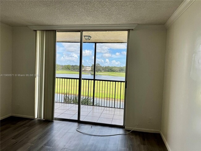 Primary Photo - 3100 W Rolling Hills Cir