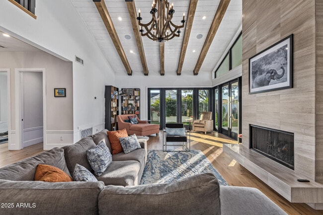 Building Photo - 3810 E Campbell Ave