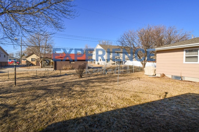 Building Photo - Spacious & Stylish 3-Bedroom Twin Home wit...