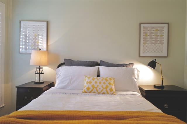 Building Photo - 3000 Townbluff Dr