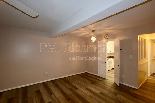 Building Photo - 1522 Presidential Dr