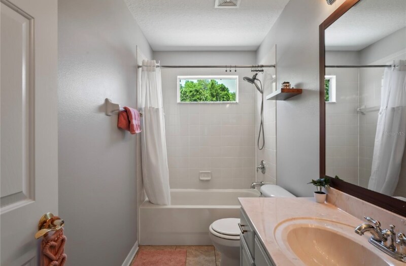 Building Photo - 12935 Solola Way