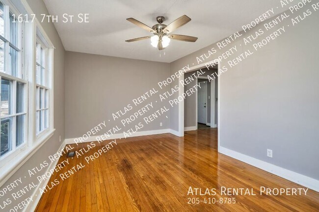 Building Photo - 1617 7th St SE