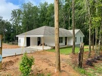 Building Photo - 18 Carney Ln