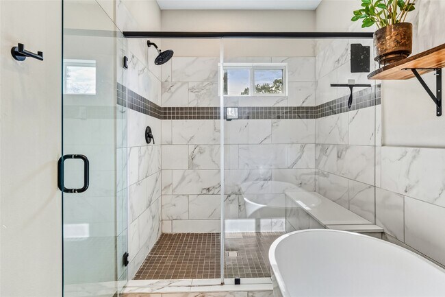 Building Photo - 5202 Pinemont Creek Ln