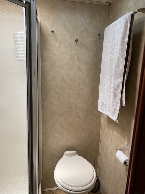 Building Photo - 7560 Chelsea Rd