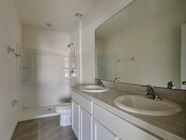 Building Photo - 310 Mangrove Shade Cir