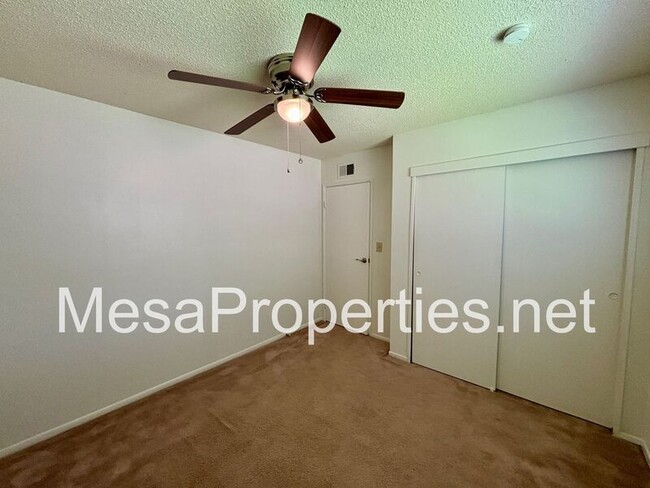 Building Photo - 561 Spruce St