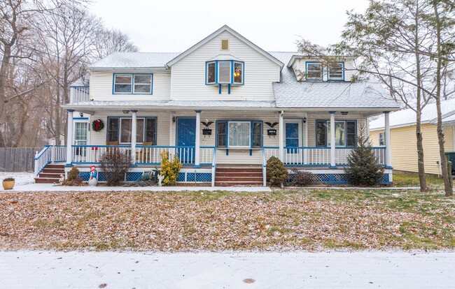 Building Photo - 531 Naugatuck Ave