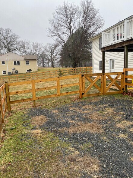 Building Photo - 162 Stephens Loop