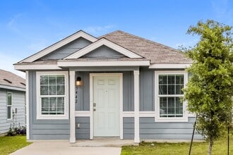 Building Photo - 5442 Verdugos Pl